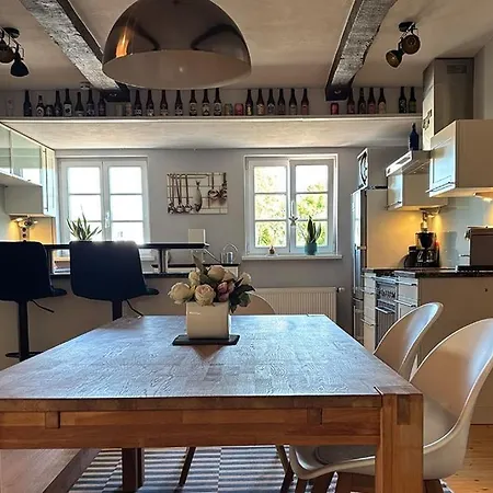 Charmante 120qm Dachgeschoss-wohnung