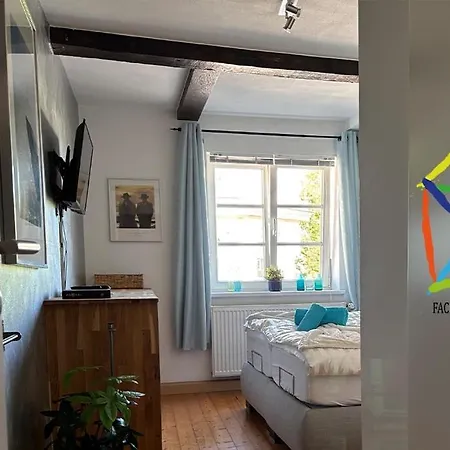 Charmante 120qm Dachgeschoss-wohnung Apartamento