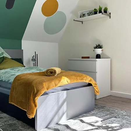 Charmante 120qm Dachgeschoss-wohnung *