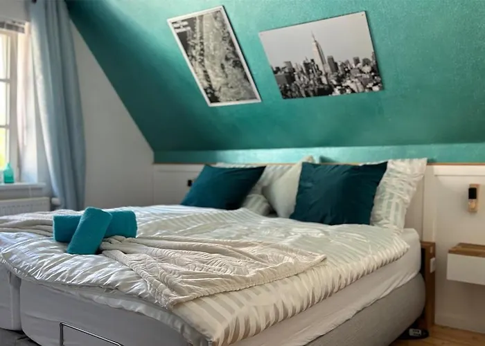 Charmante 120qm Dachgeschoss-wohnung *