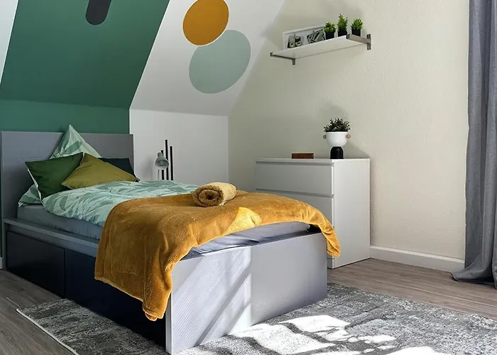 Charmante 120qm Dachgeschoss-wohnung *